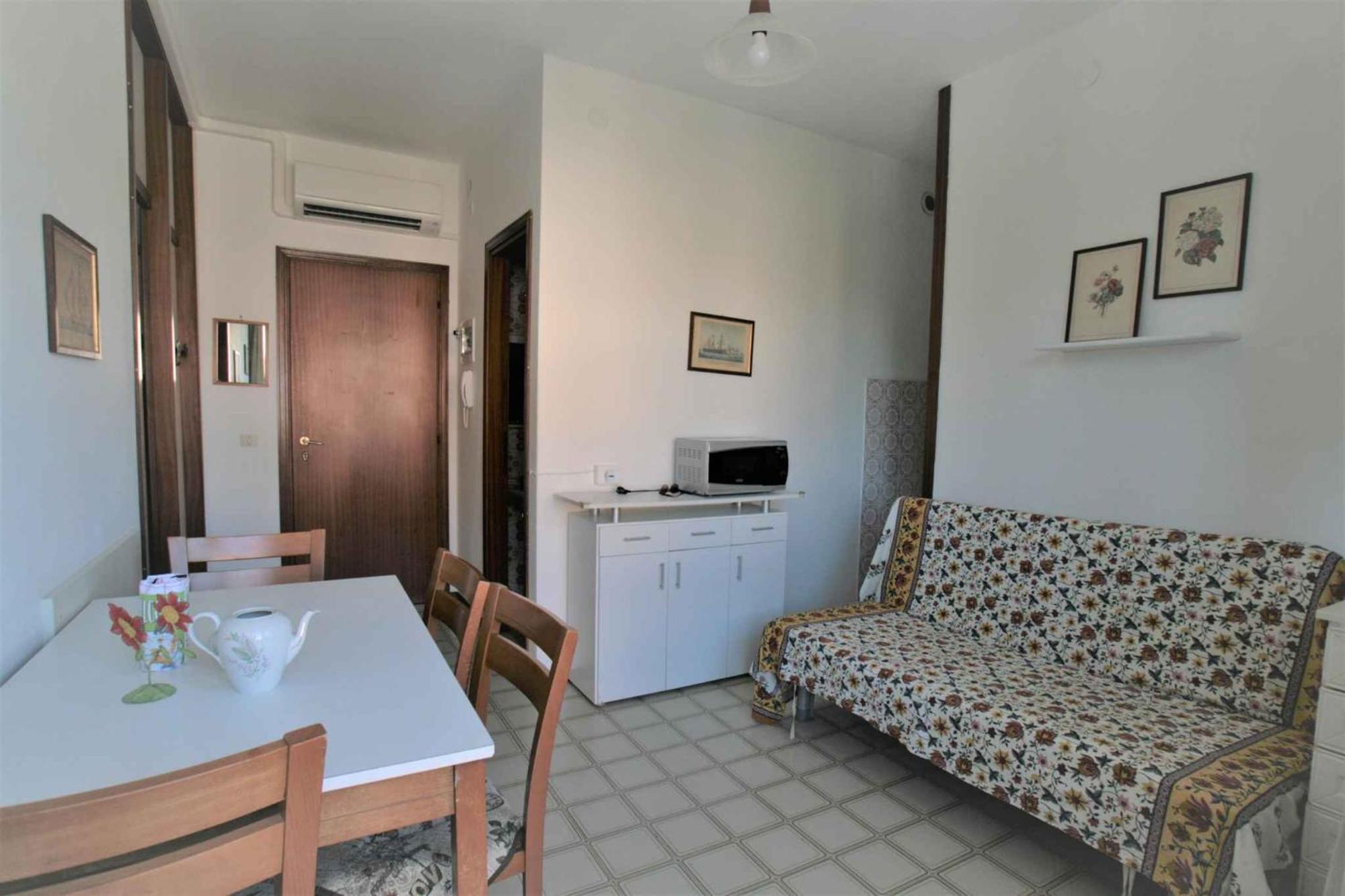 Apartment In 25174