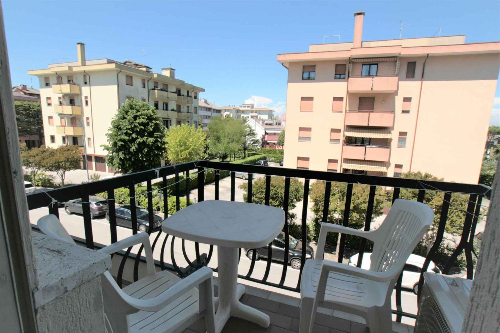 Apartment In 25174