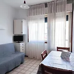 Apartment In Lido Di Jesolo 25174