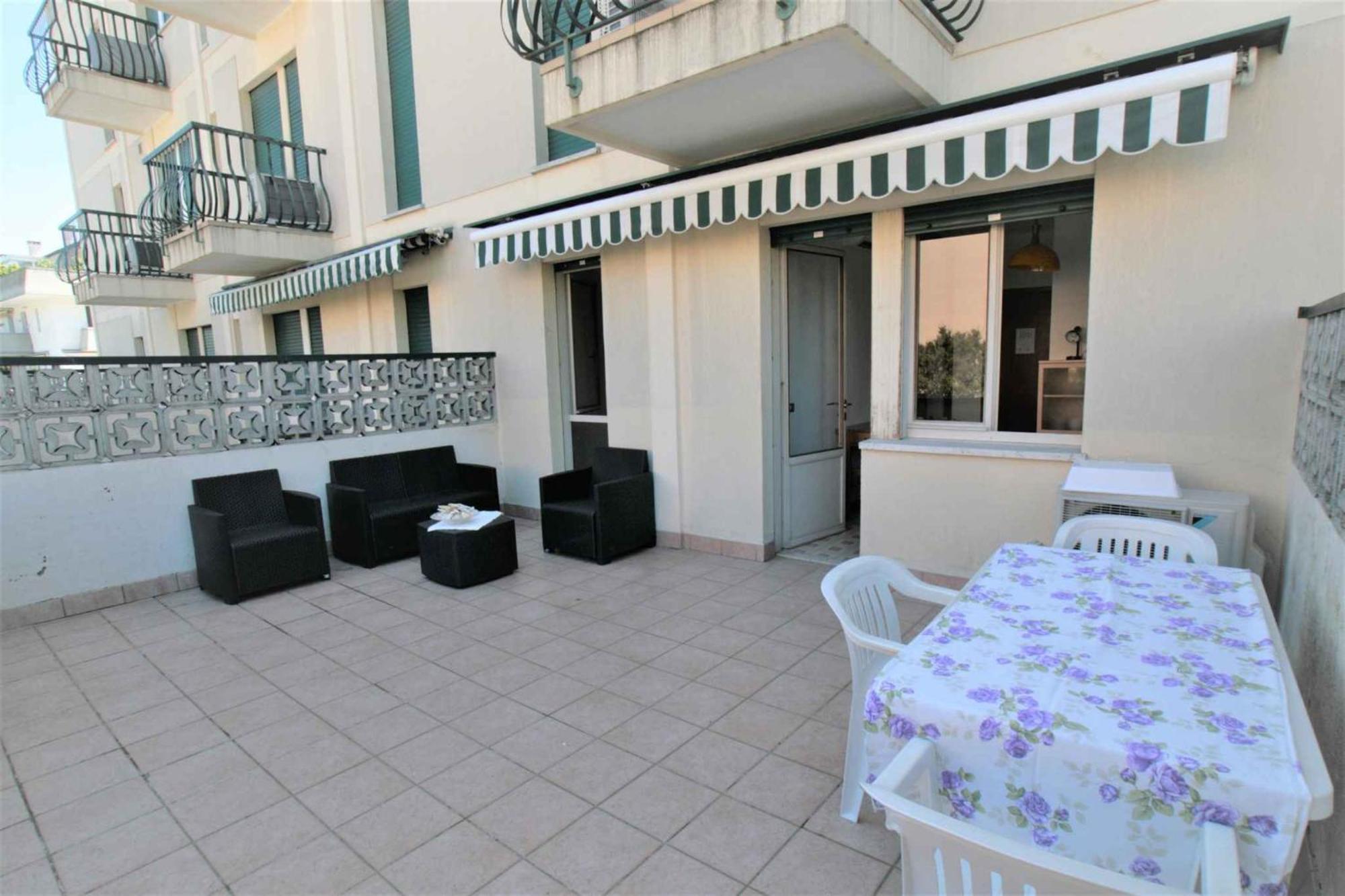 In 25174 * Lido di Jesolo
